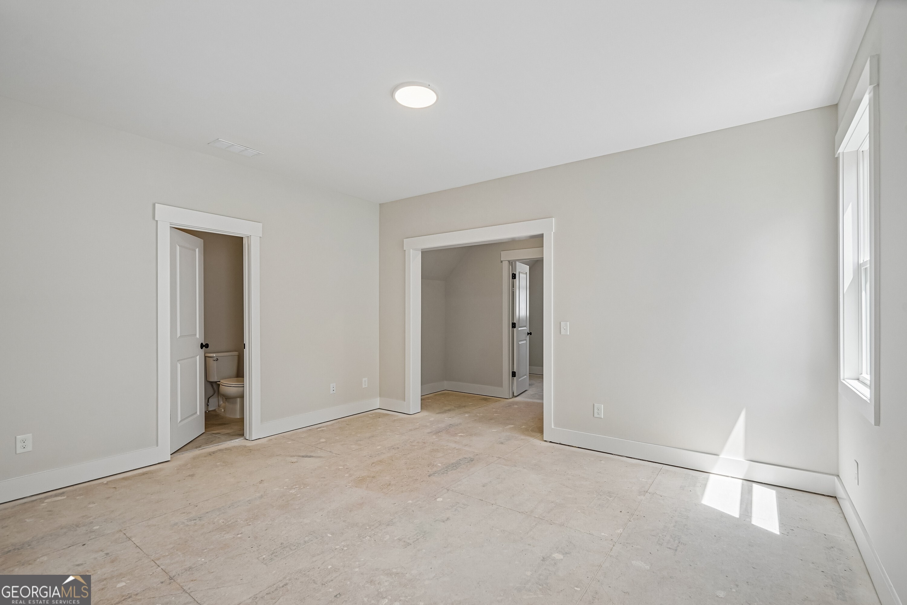 The Tamerack Plan, built by Peachtree Residential. Quick move-in! Welc – image 28