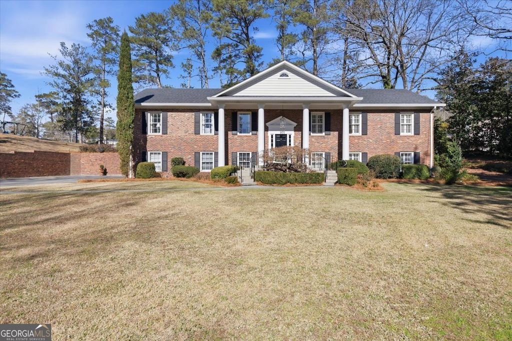 Photo of 520 Old Club Road S, Macon, GA 31210 (MLS # 10676805)