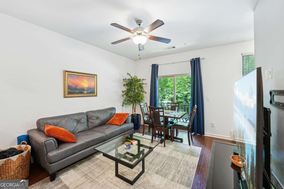 215 Semel DR NW 460