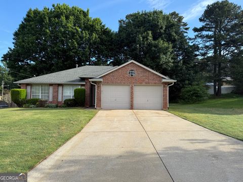 6050 Great Oaks DR Lithonia GA 30058