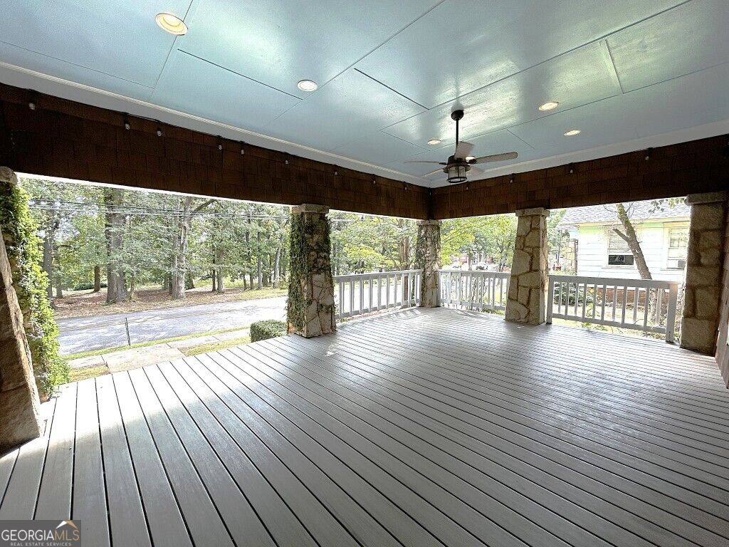 516 Lincoln ST - Photo 3