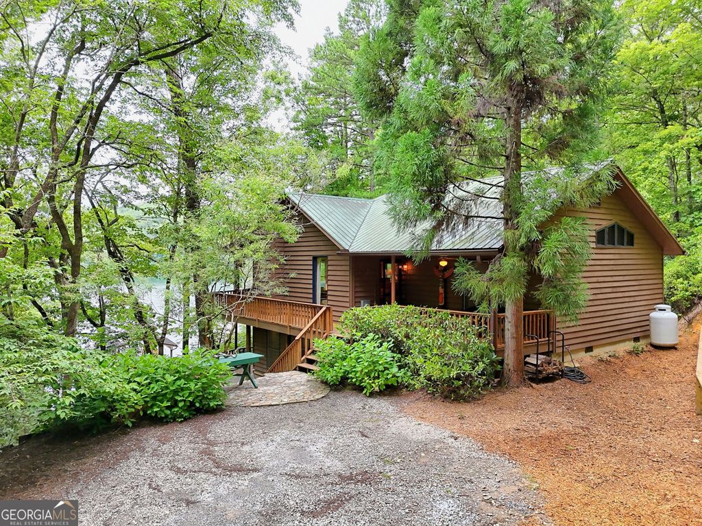 Photo of 3019 Moccasin Creek Road, Clarkesville, GA 30523 (MLS # 10692500)