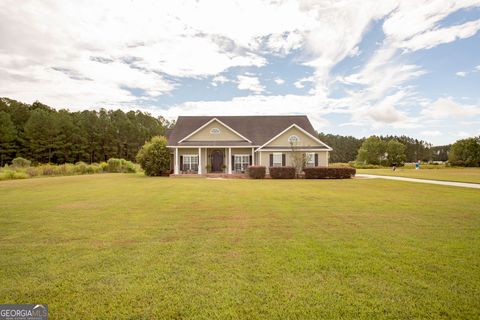 1519 Plantation CIR Blackshear GA 31516