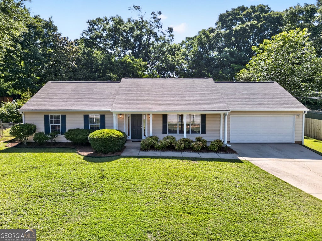 Photo of 35 Sunnybrook Drive, McDonough, GA 30253 (MLS # 10779219)