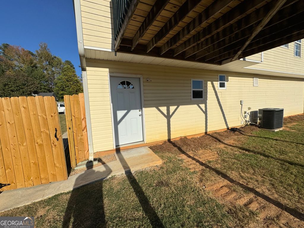 Photo of 870 Ashland Park Way #B, Lawrenceville, GA 30045 (MLS # 10631409)