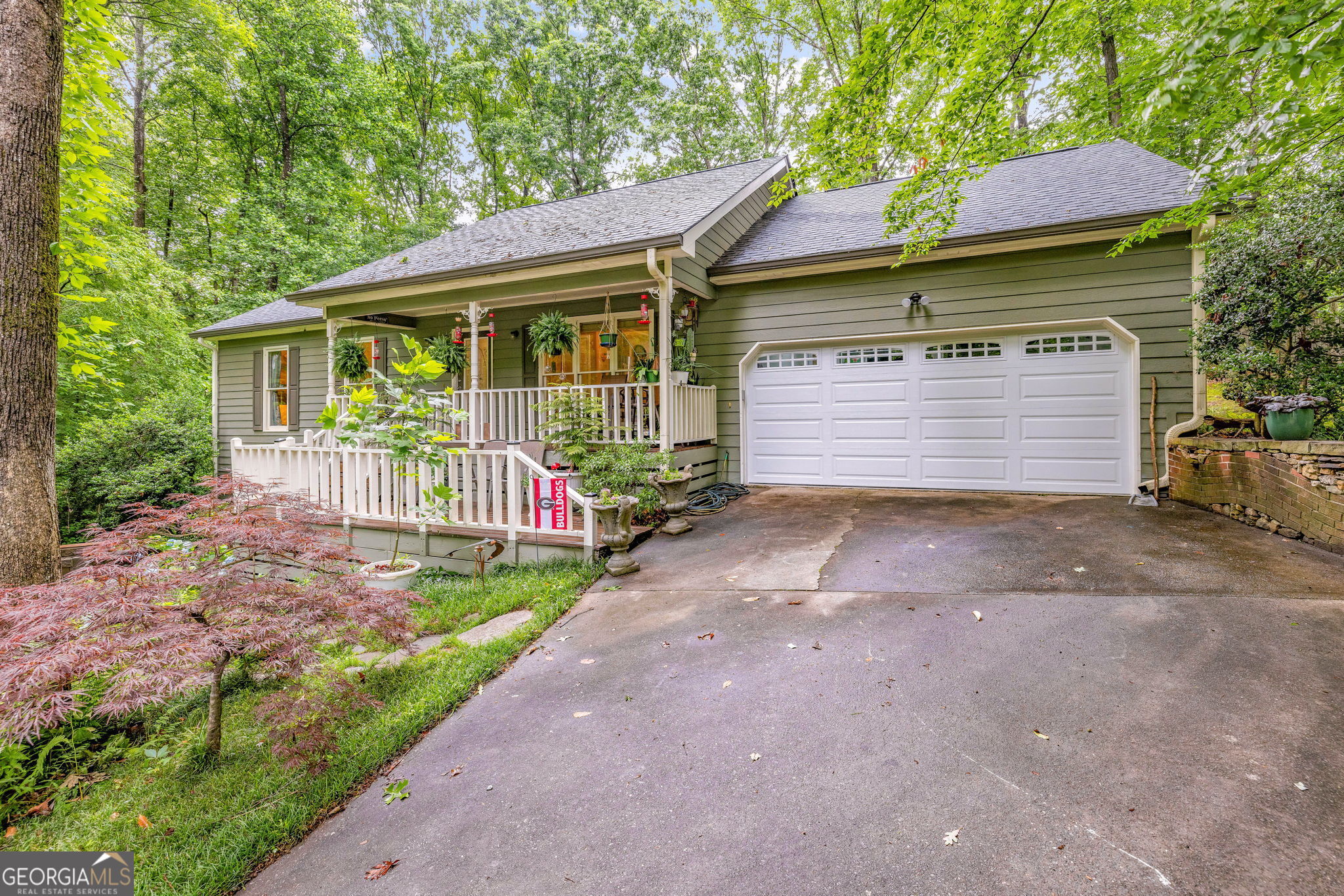 1526 Oakleaf DR