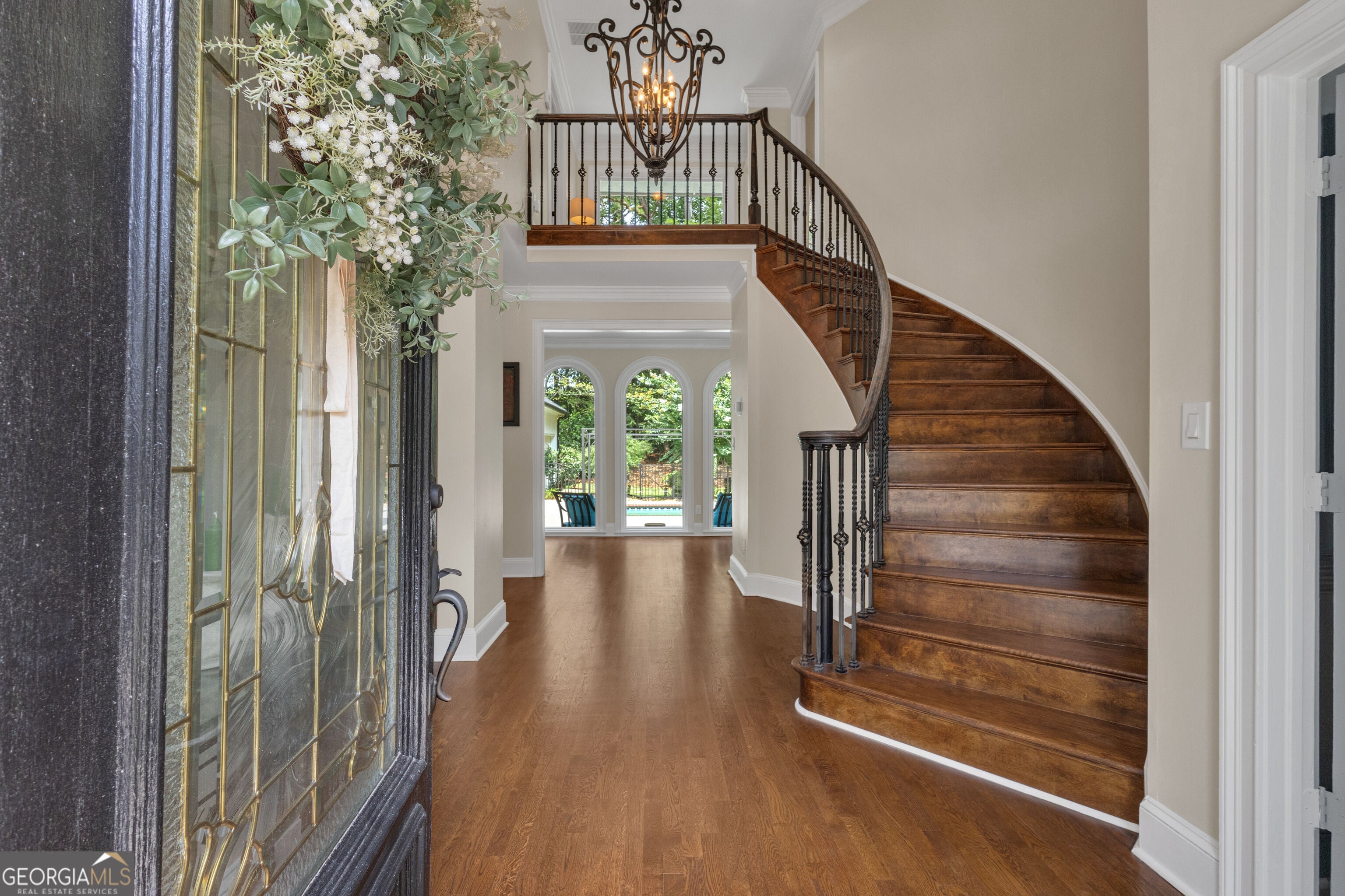 180 Pebble Beach DR