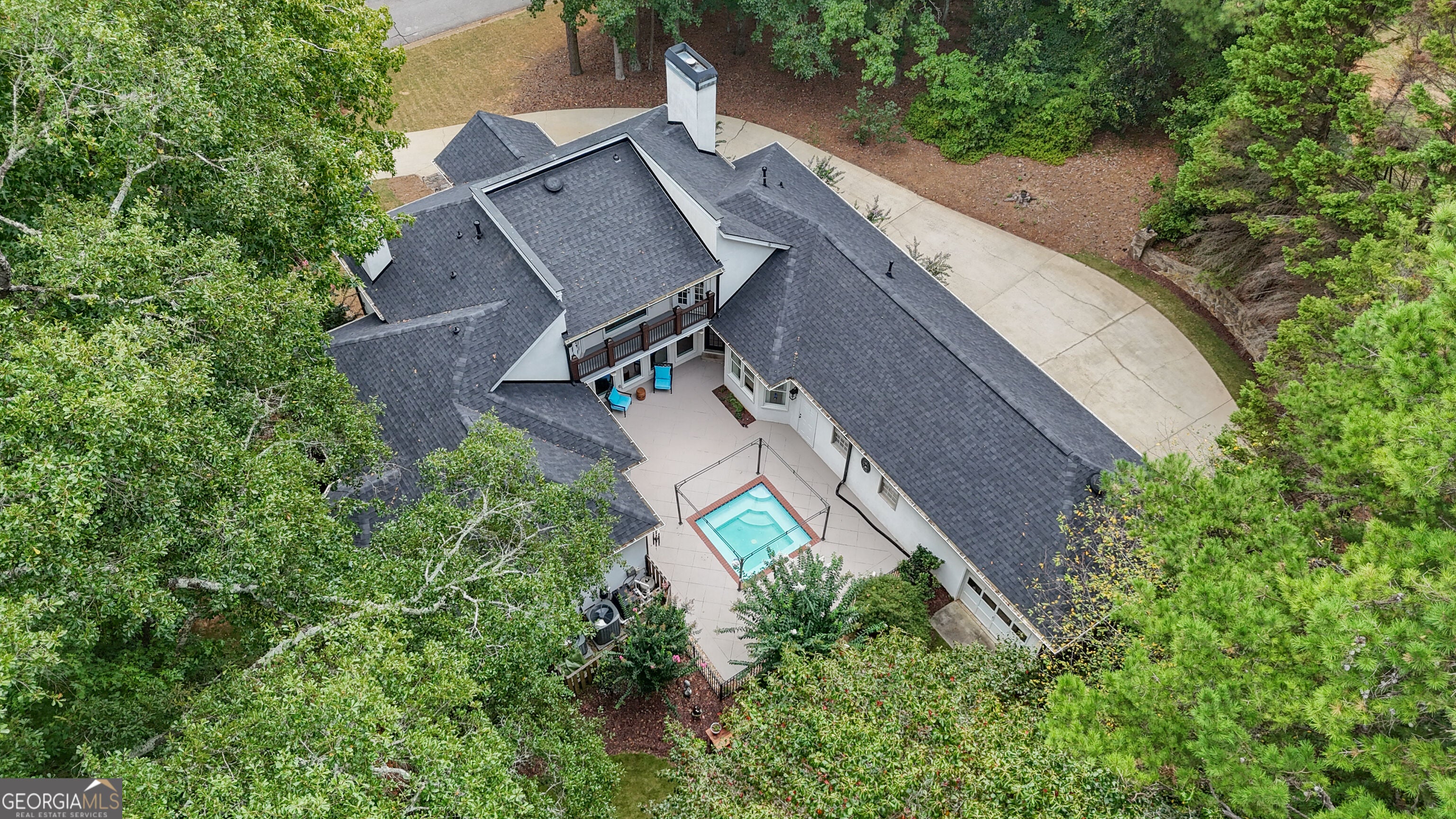 180 Pebble Beach DR