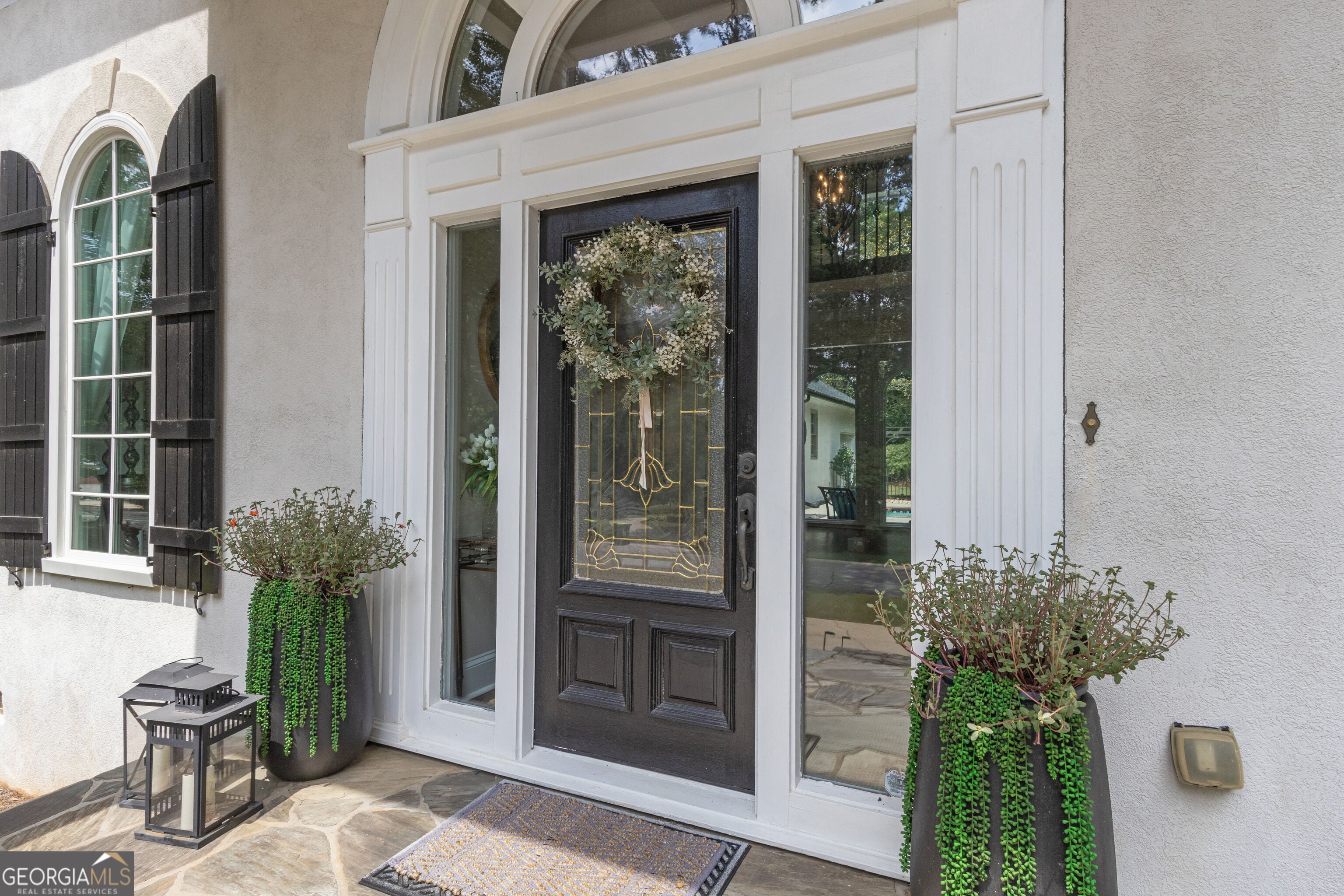 180 Pebble Beach DR