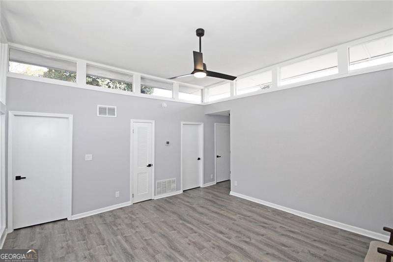 346 Carpenter Drive Northeast DR 32