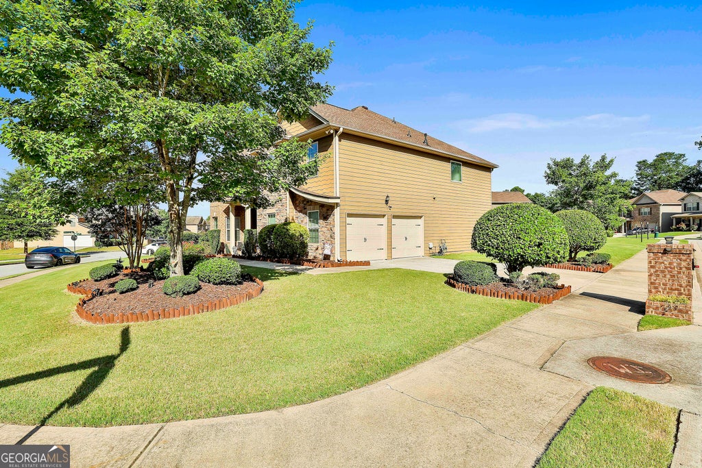 Photo of 7502 Bowhead Court, Fairburn, GA 30213 (MLS # 10849653)