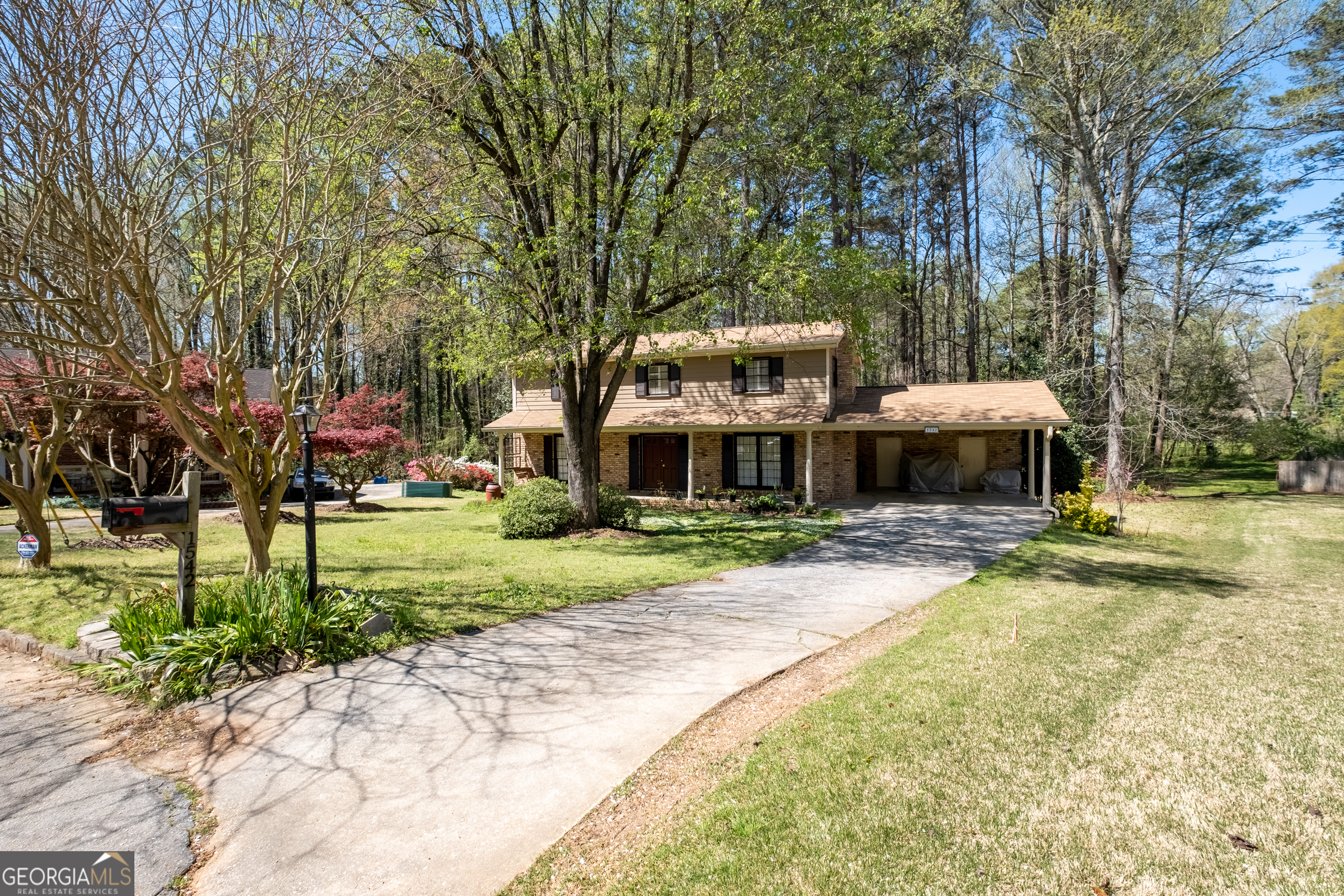 1542 Riderwood CT
