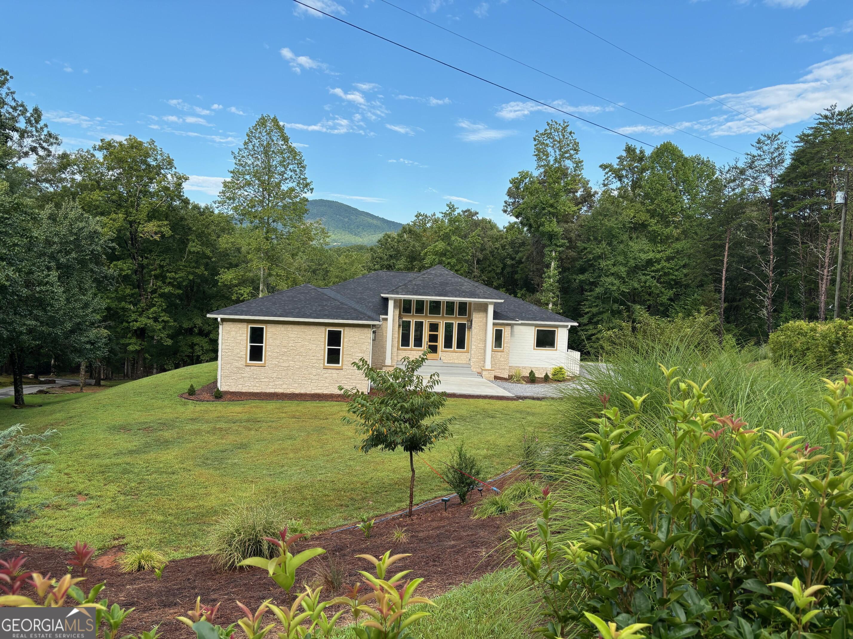 2125 Goat Neck RD