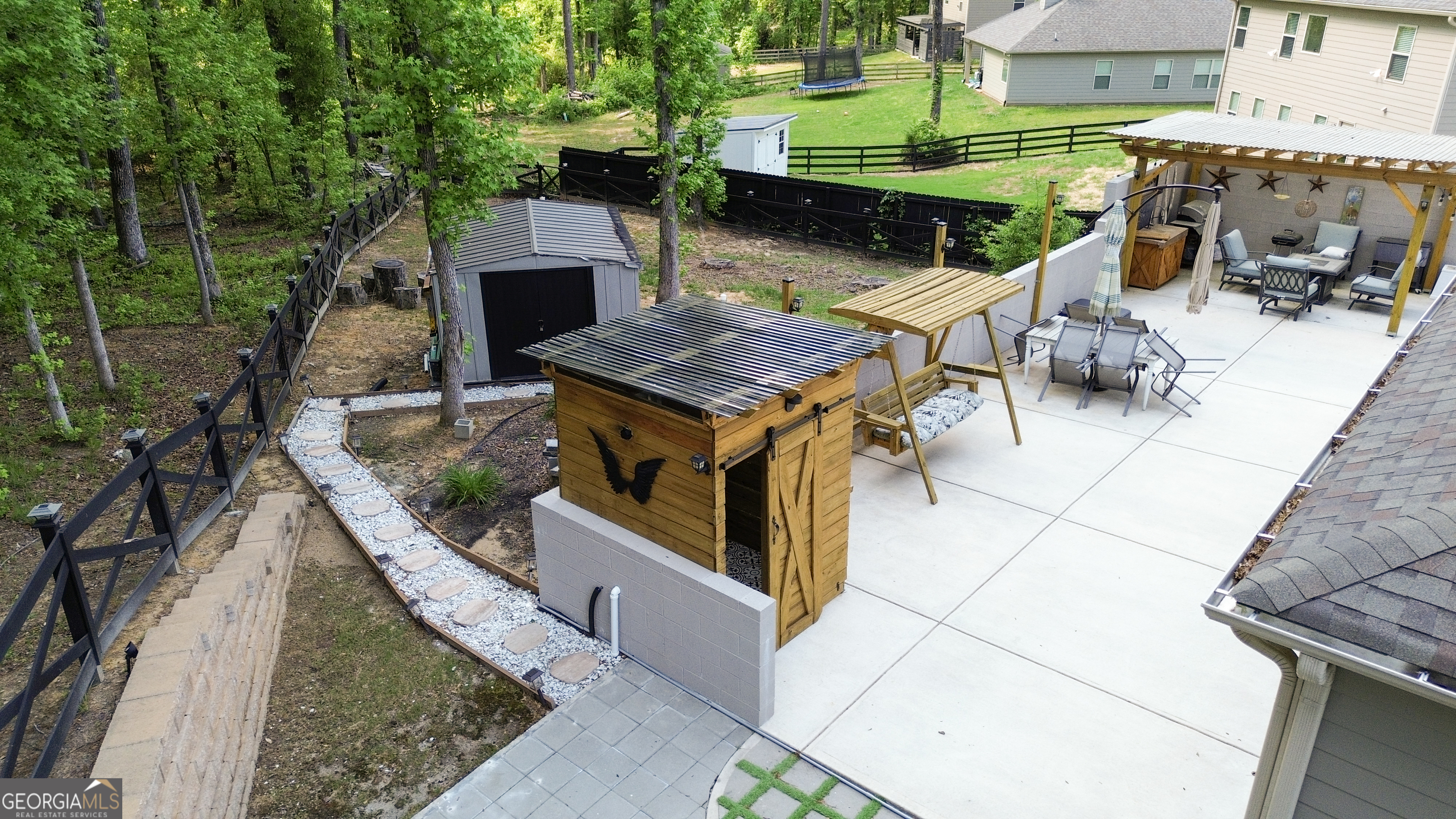 27 Creekside DR