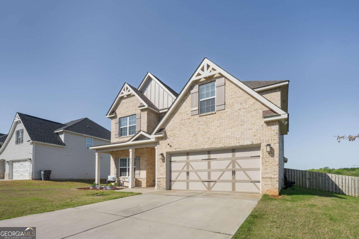 215 Shoshone CIR 78