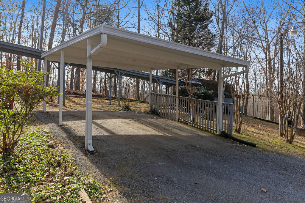 6449 Paradise Point RD