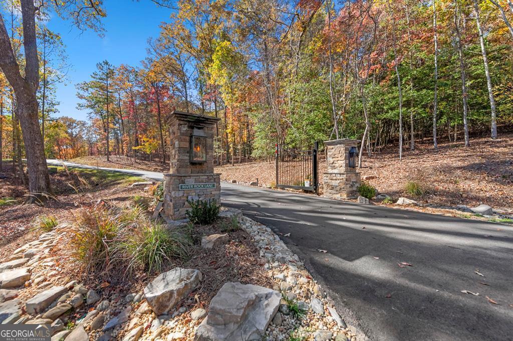 LOT 7 River Rock LN