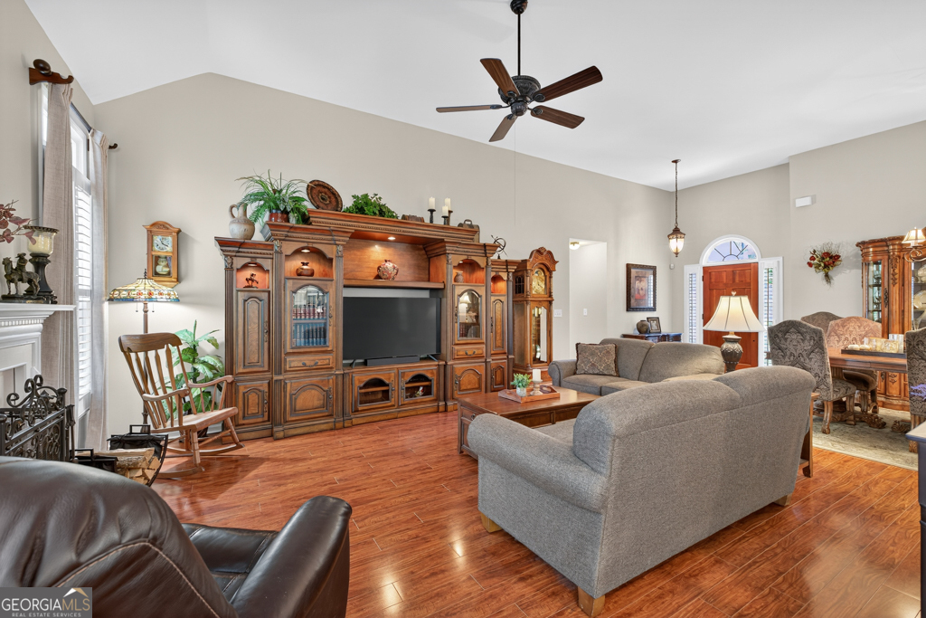 3410 Pierce Arrow CIR