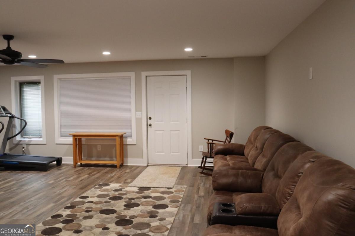Dawson Cove - No HOA - Residential