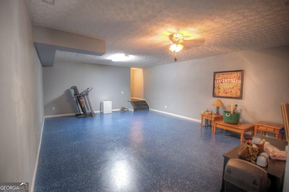 3493 Dunbar LN