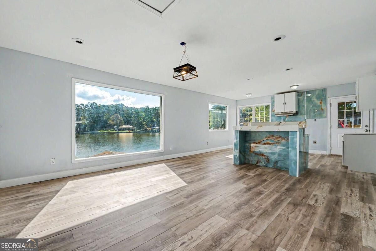 140 E Hamm RD