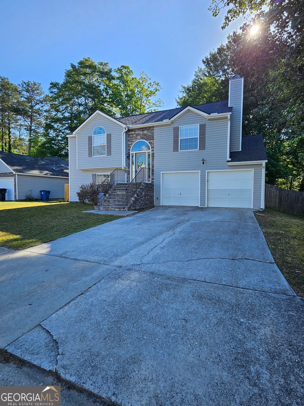 Photo of 1090 Drawbridge Drive, Riverdale, GA 30296 (MLS # 10757611)