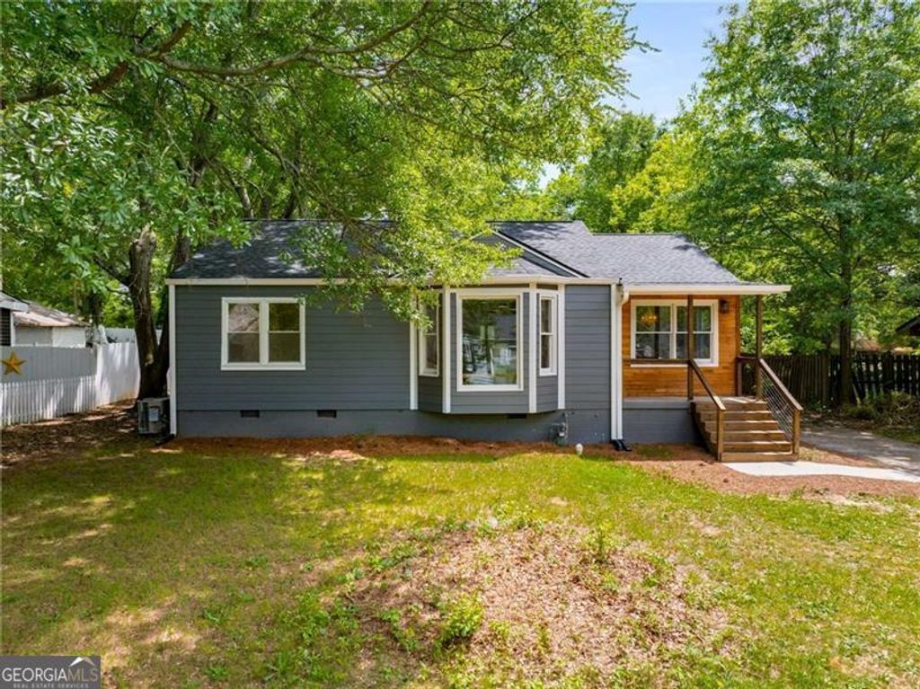 Photo of 638 Medford Place SE, Smyrna, GA 30080 (MLS # 10633263)