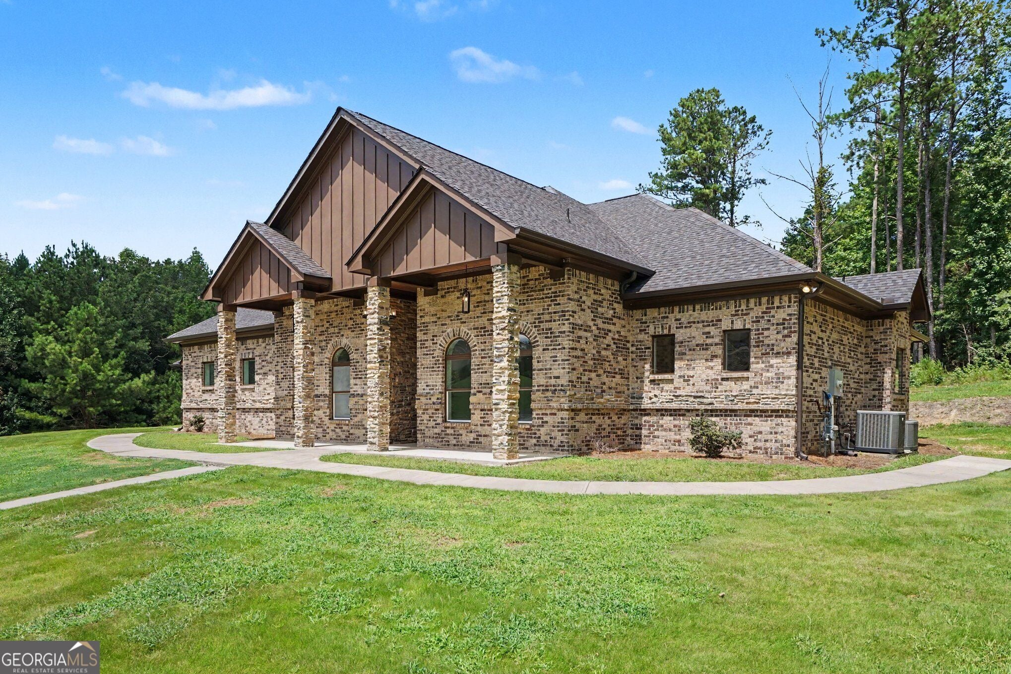 1470 Anderson Valley DR