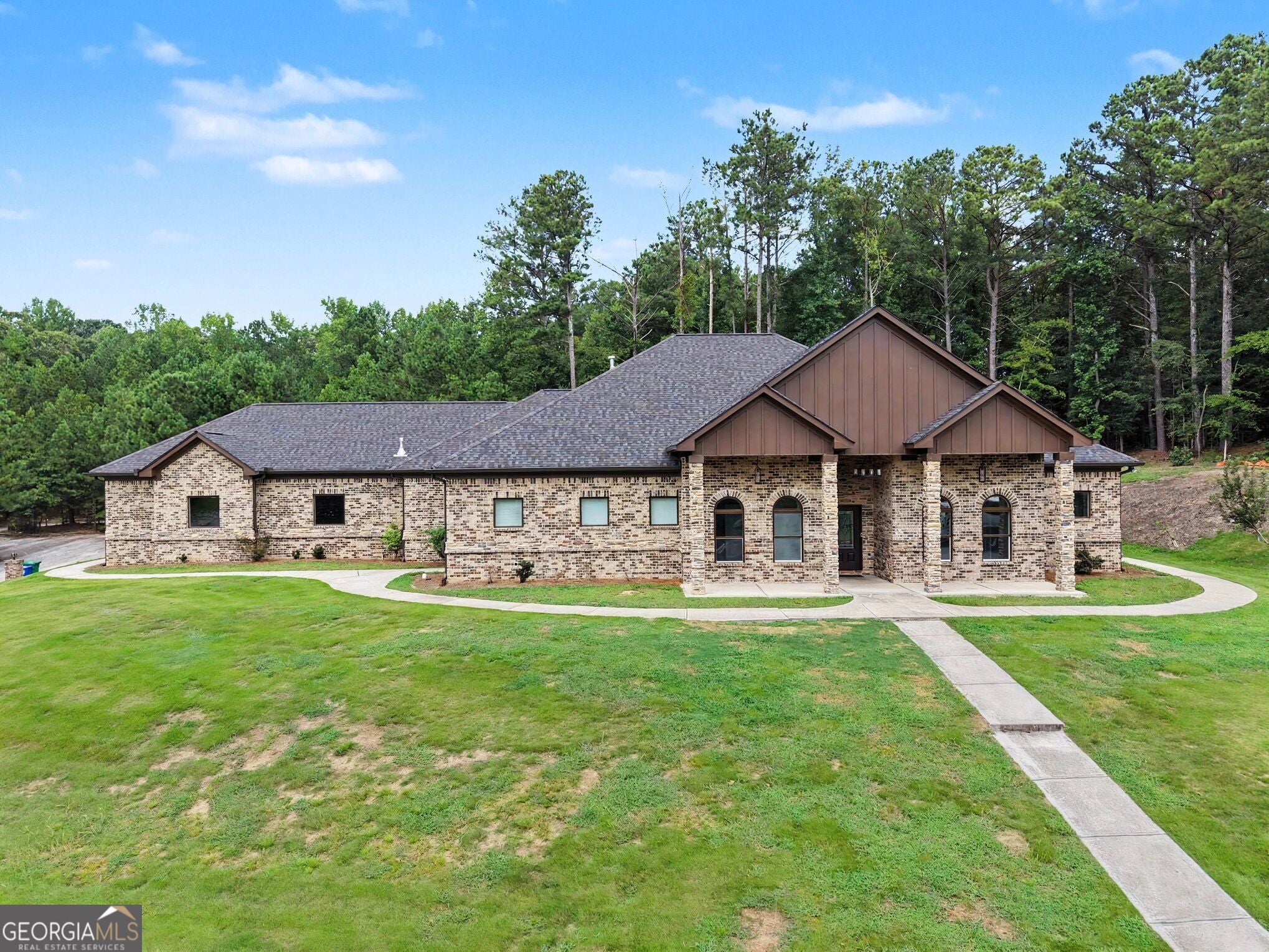 1470 Anderson Valley DR