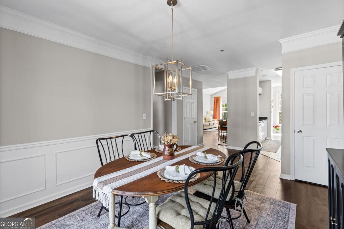 238 Edinburgh CT 238