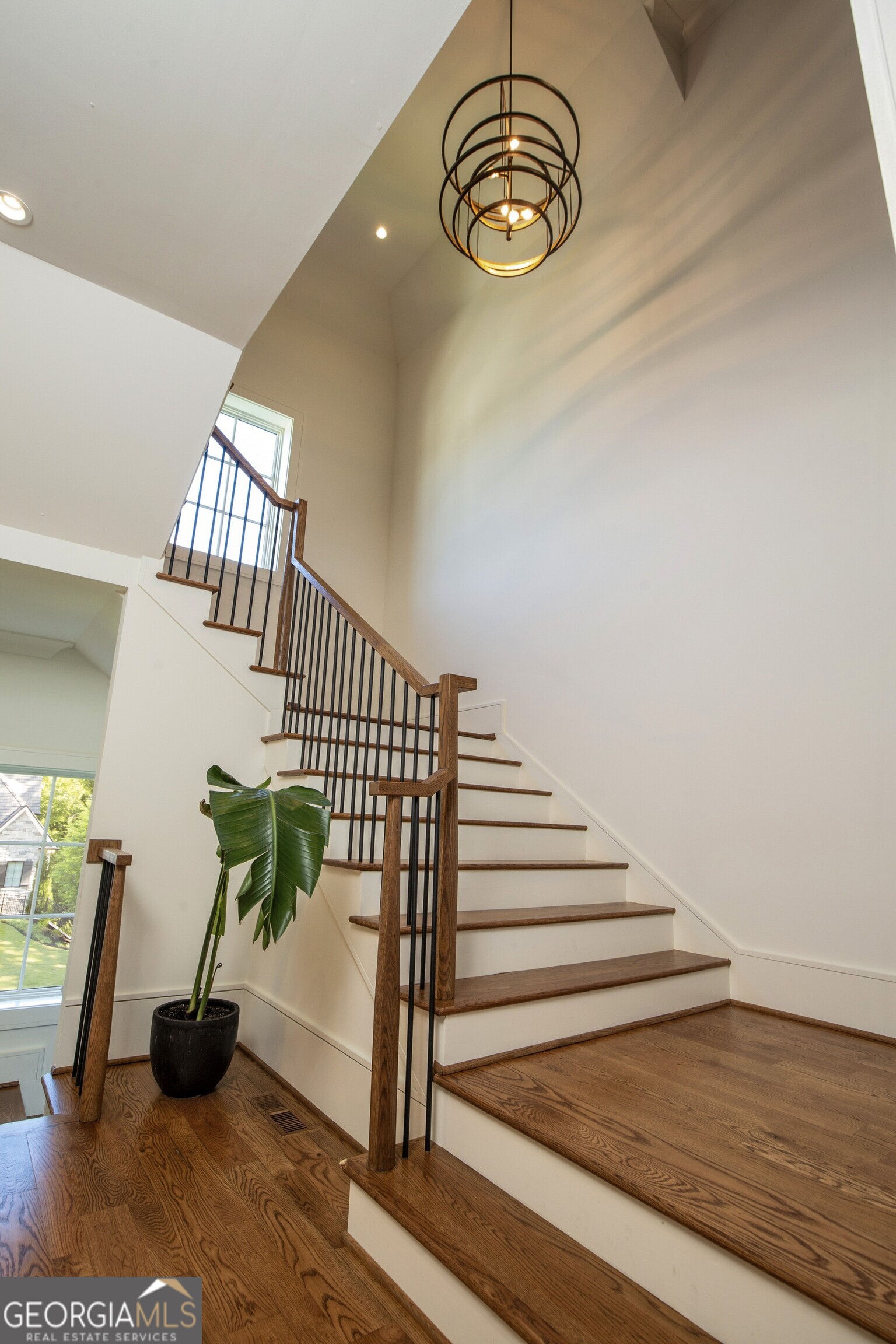 840 Kenry CT NE