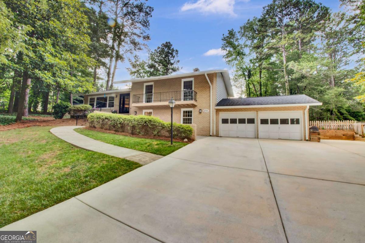 4794 Glenbonnie CT