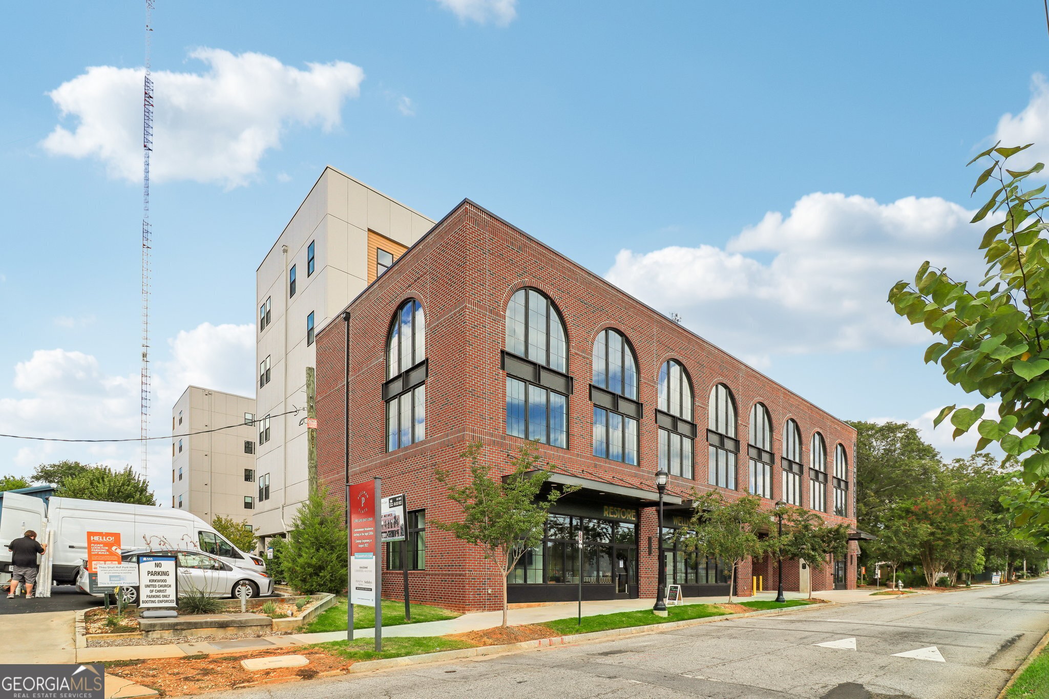 112 Rogers ST NE 206
