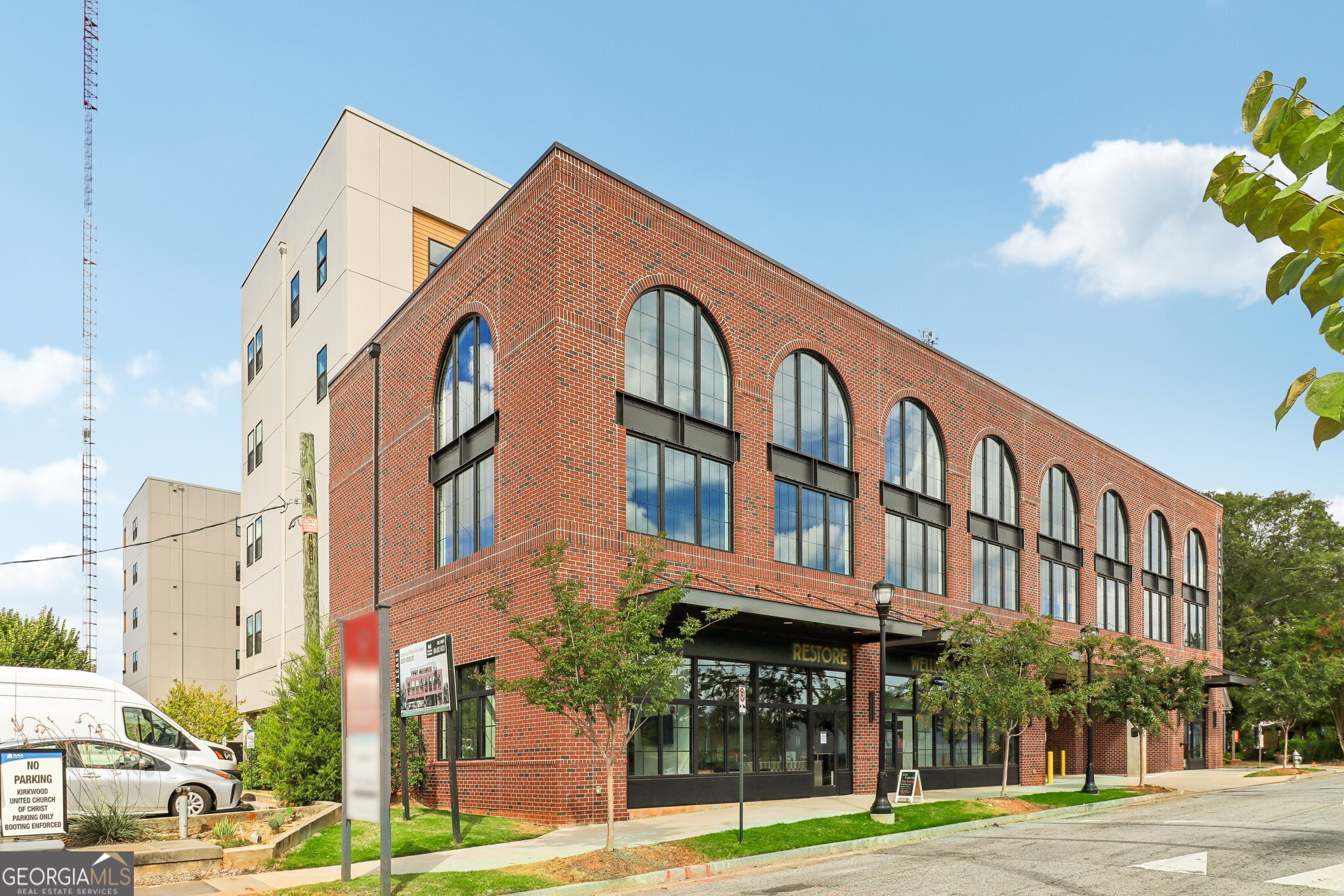 112 Rogers ST NE 206