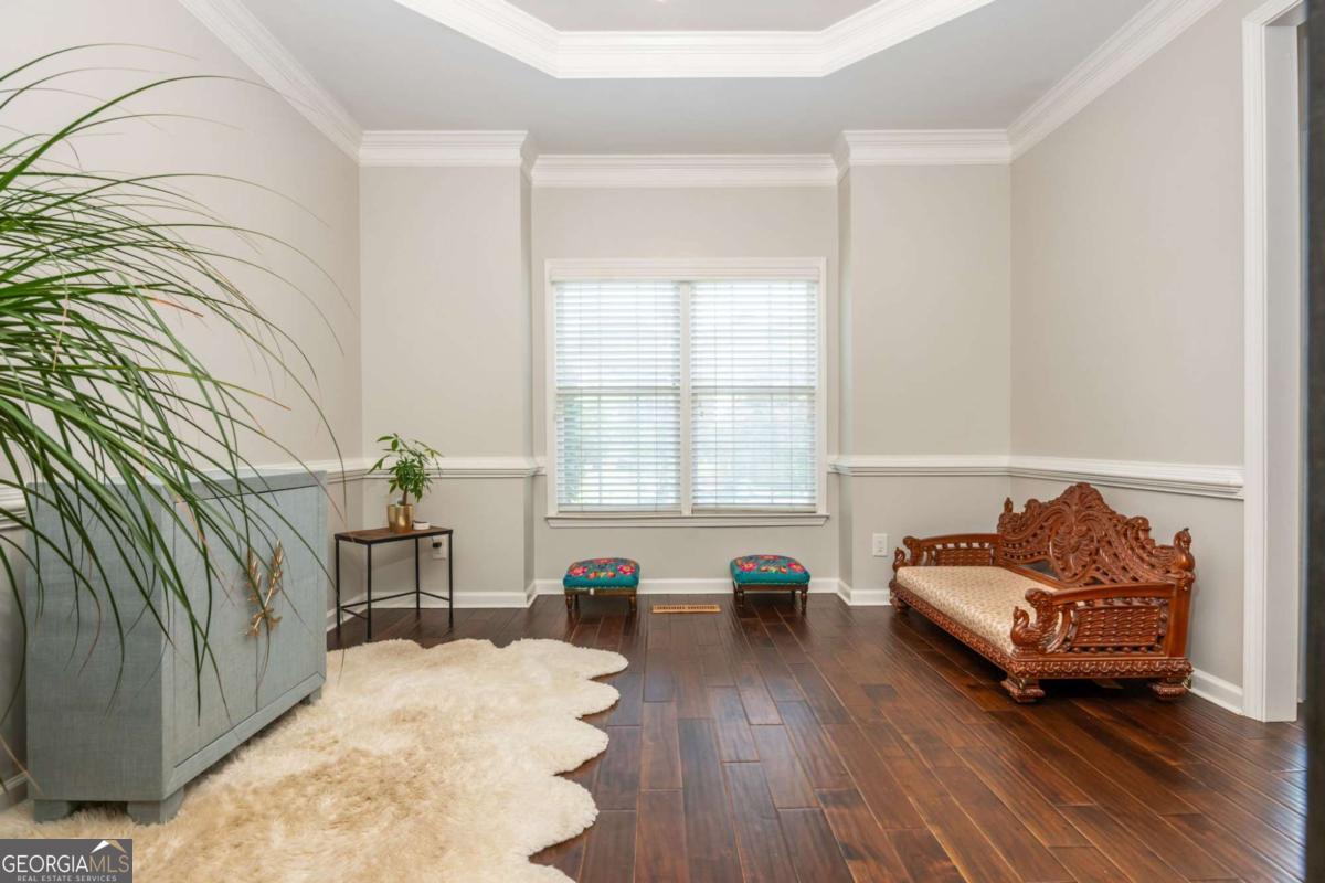 1035 Lancaster WALK