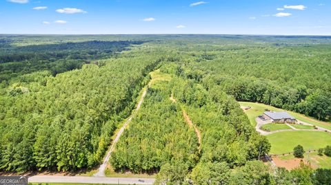 2860 Sewell RD Grantville GA 30220