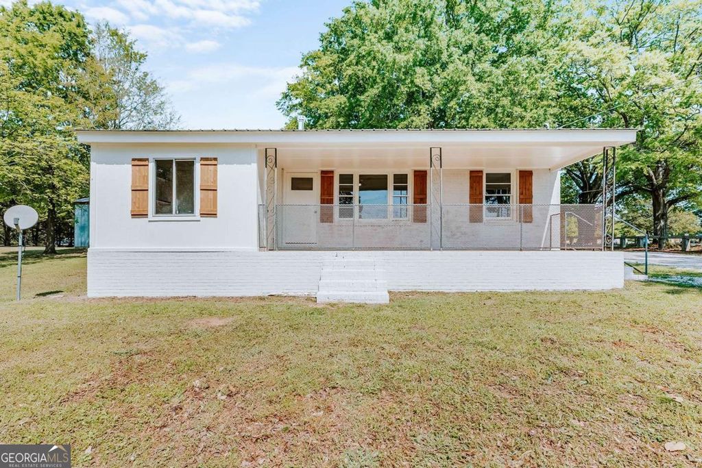 Photo of 52 Clark Circle, Lexington, GA 30648 (MLS # 10731214)