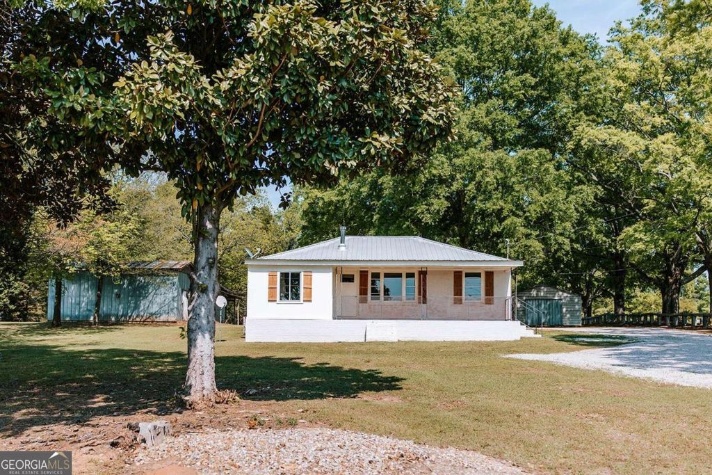 Photo of 52 Clark Circle, Lexington, GA 30648 (MLS # 10731214)