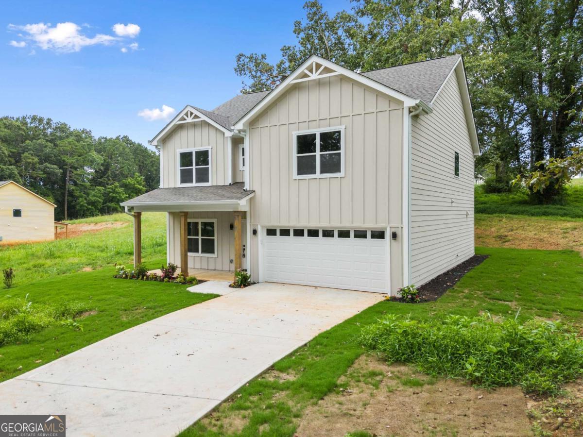 220 HARDMAN RD