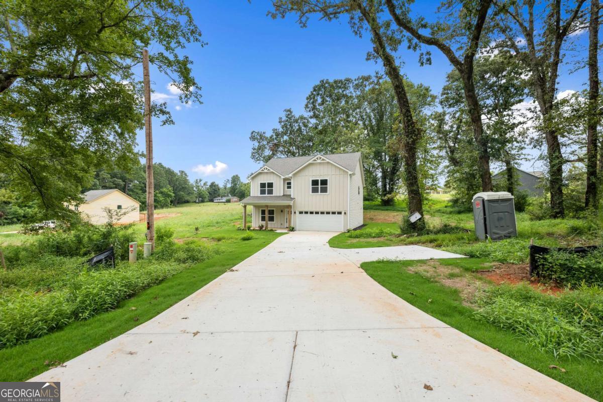 220 HARDMAN RD