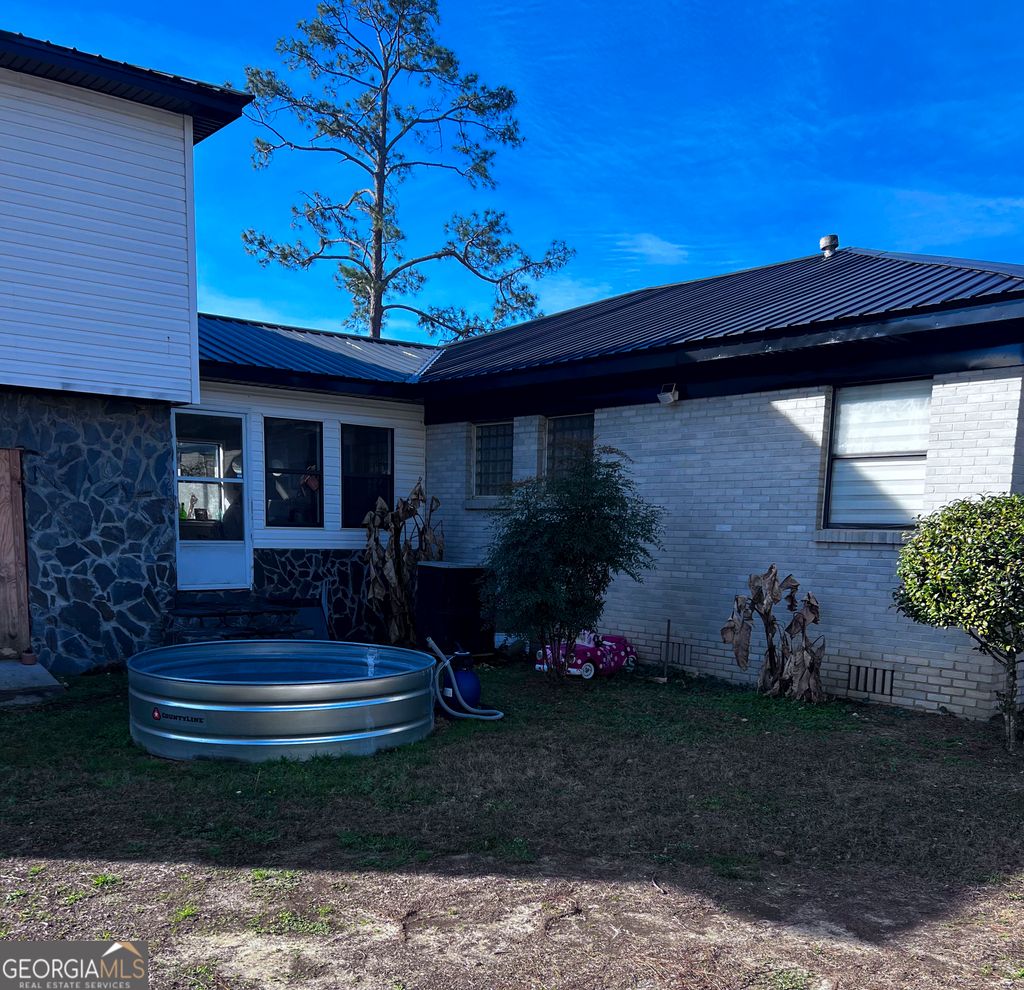 Photo of 904 Chester Avenue N, Douglas, GA 31533 (MLS # 10677565)