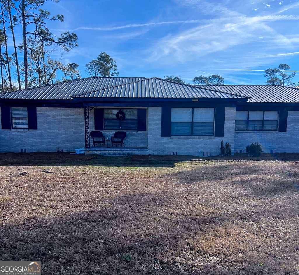 Photo of 904 Chester Avenue N, Douglas, GA 31533 (MLS # 10677565)