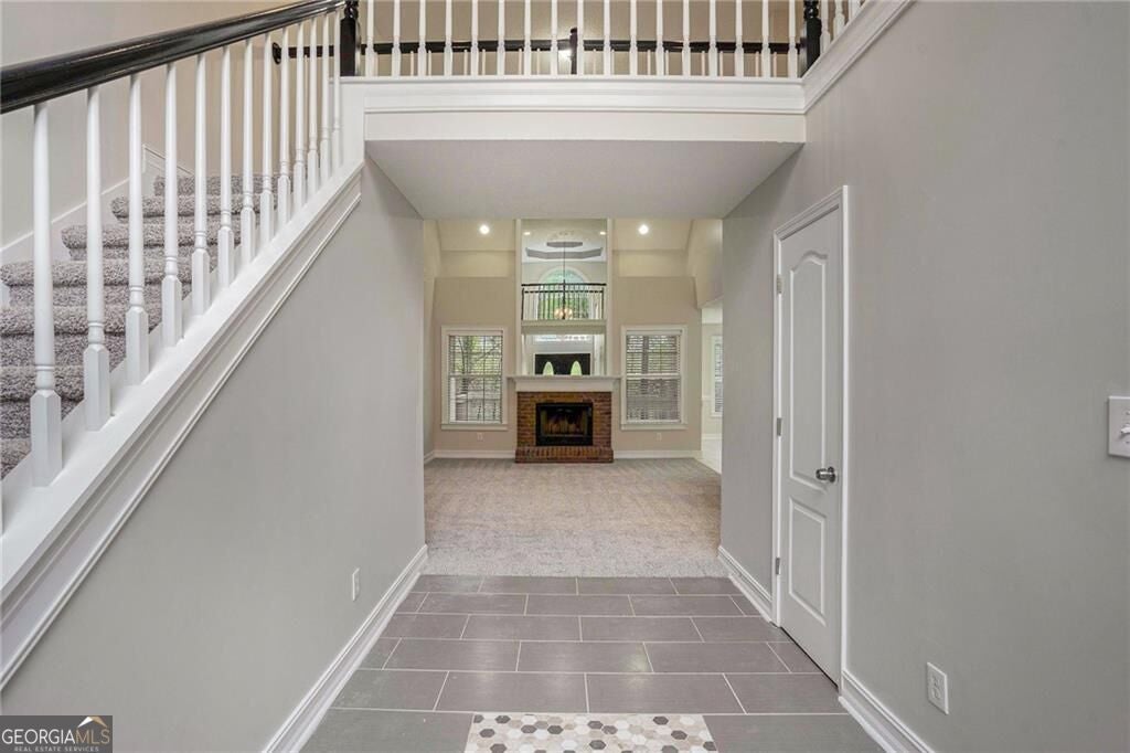 322 Fernhill CT
