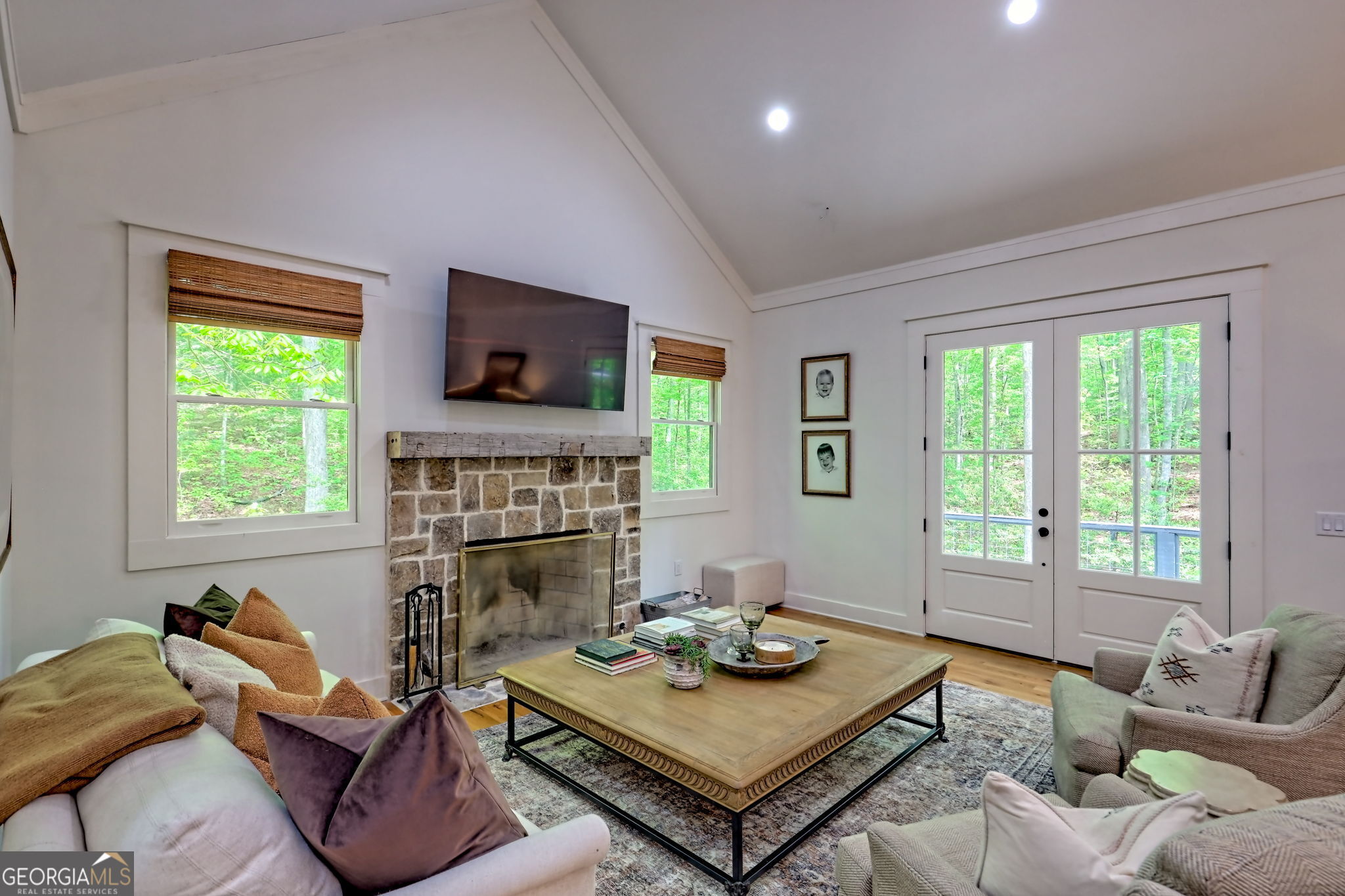 Clayton, Georgia 30525, United States, 5 Bedrooms Bedrooms, ,4 BathroomsBathrooms,Residential,Pending,126259