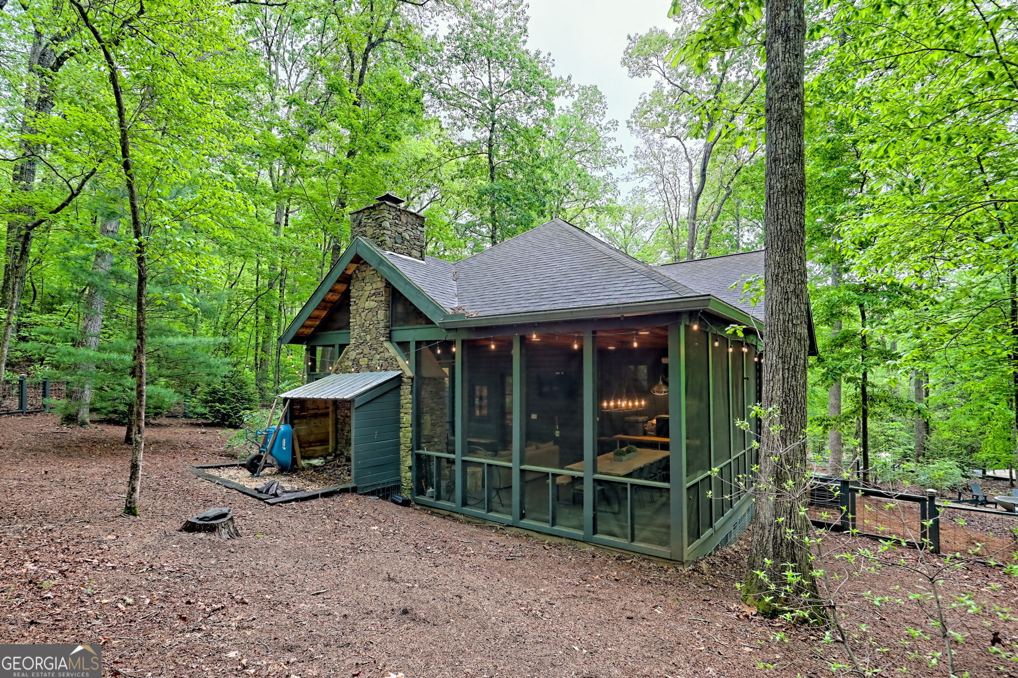 Clayton, Georgia 30525, United States, 5 Bedrooms Bedrooms, ,4 BathroomsBathrooms,Residential,Pending,126259