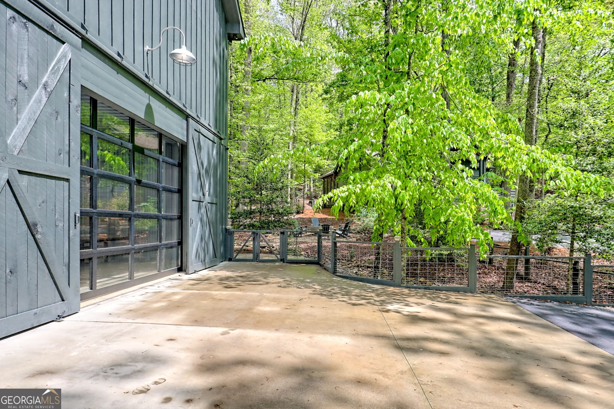 Clayton, Georgia 30525, United States, 5 Bedrooms Bedrooms, ,4 BathroomsBathrooms,Residential,Pending,126259