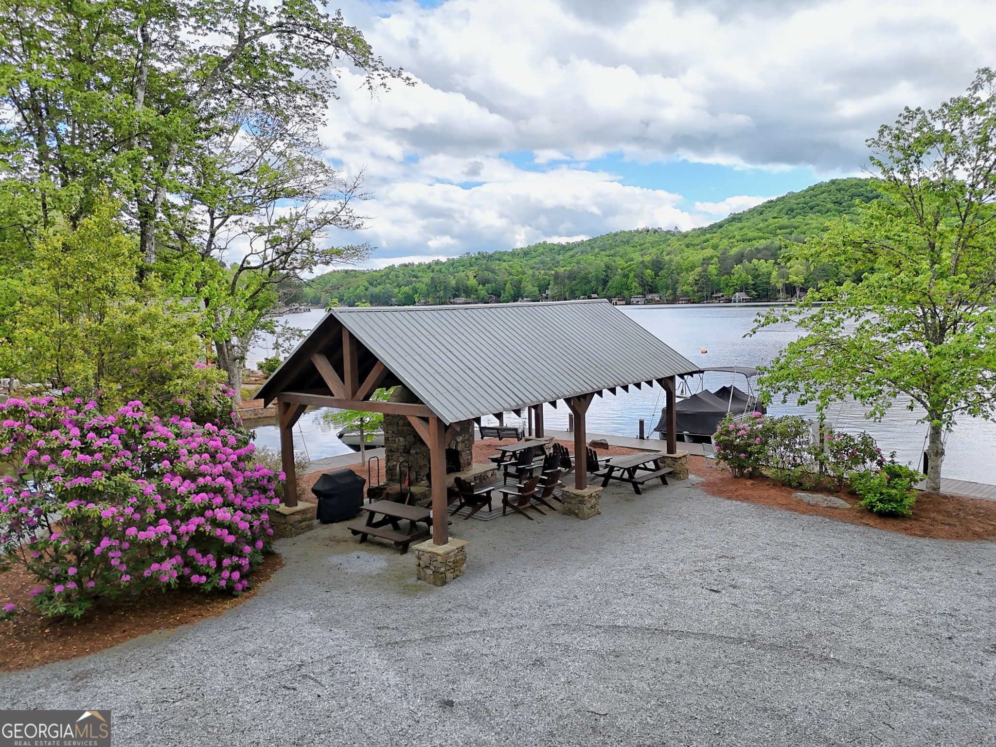 Clayton, Georgia 30525, United States, 5 Bedrooms Bedrooms, ,4 BathroomsBathrooms,Residential,Pending,126259