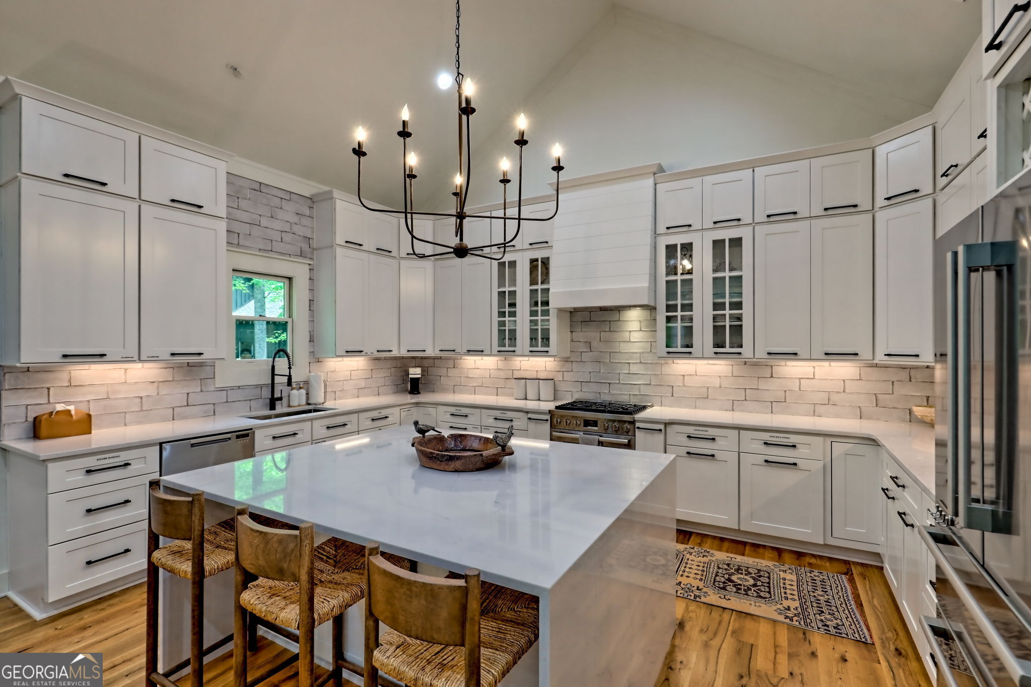 Clayton, Georgia 30525, United States, 5 Bedrooms Bedrooms, ,4 BathroomsBathrooms,Residential,Pending,126259