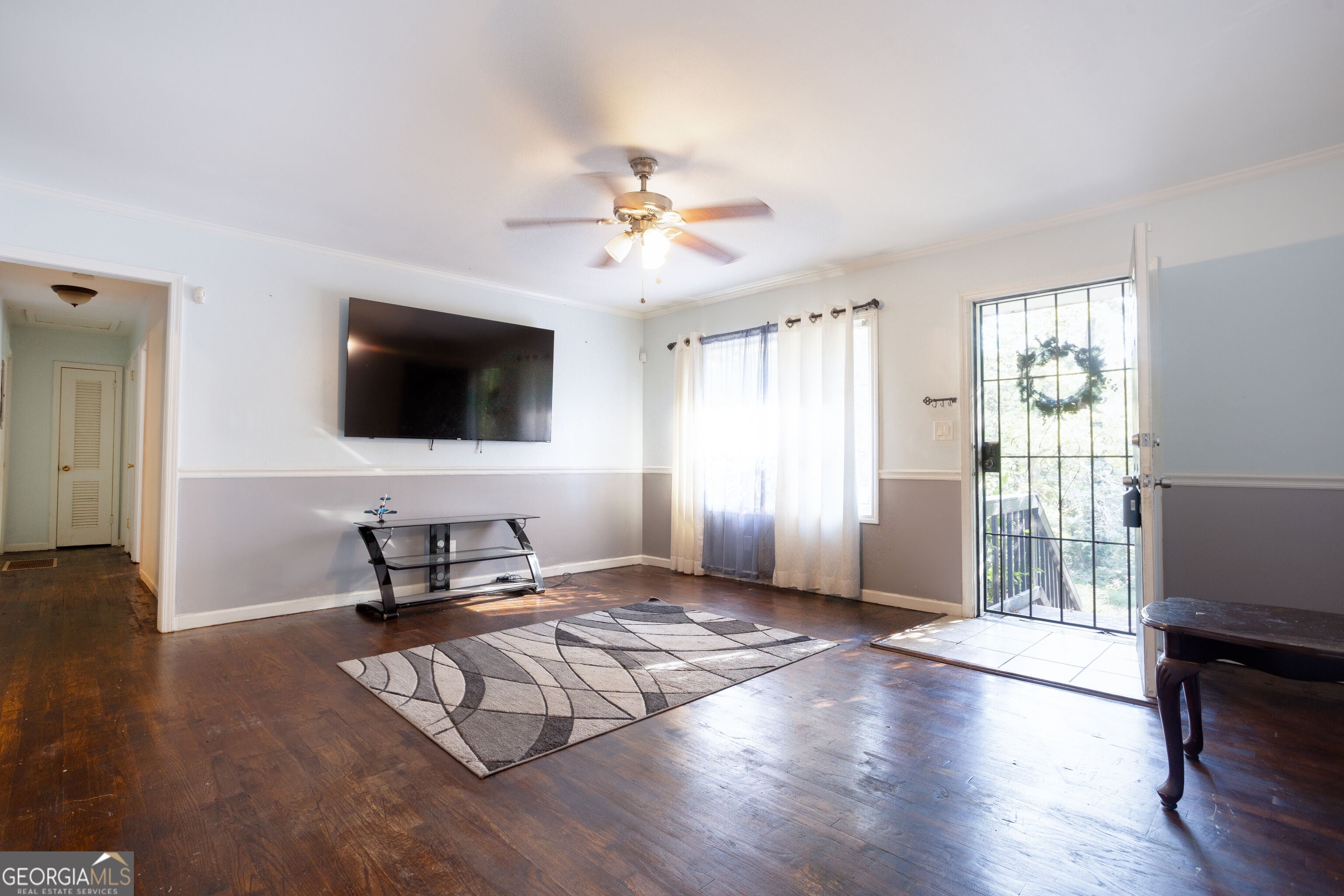 3662 Tulip DR