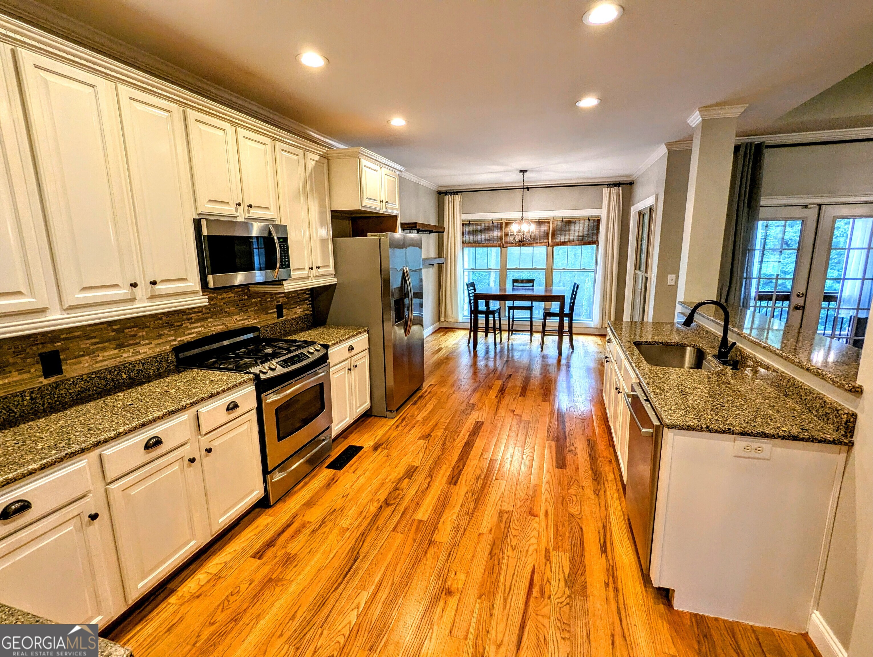 291 Greystone DR